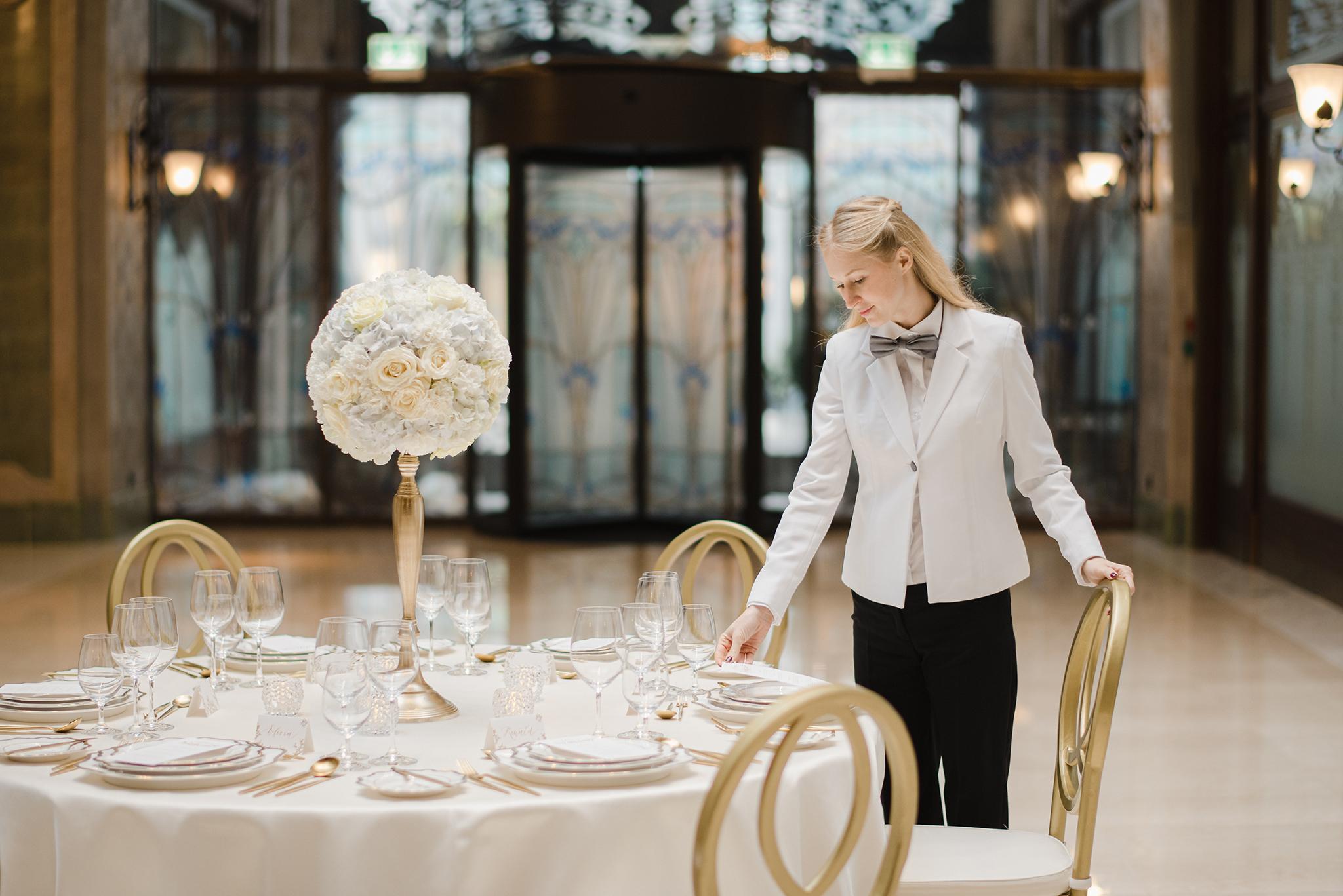Four Seasons Hotel Gresham Palace Budapest Esterno foto