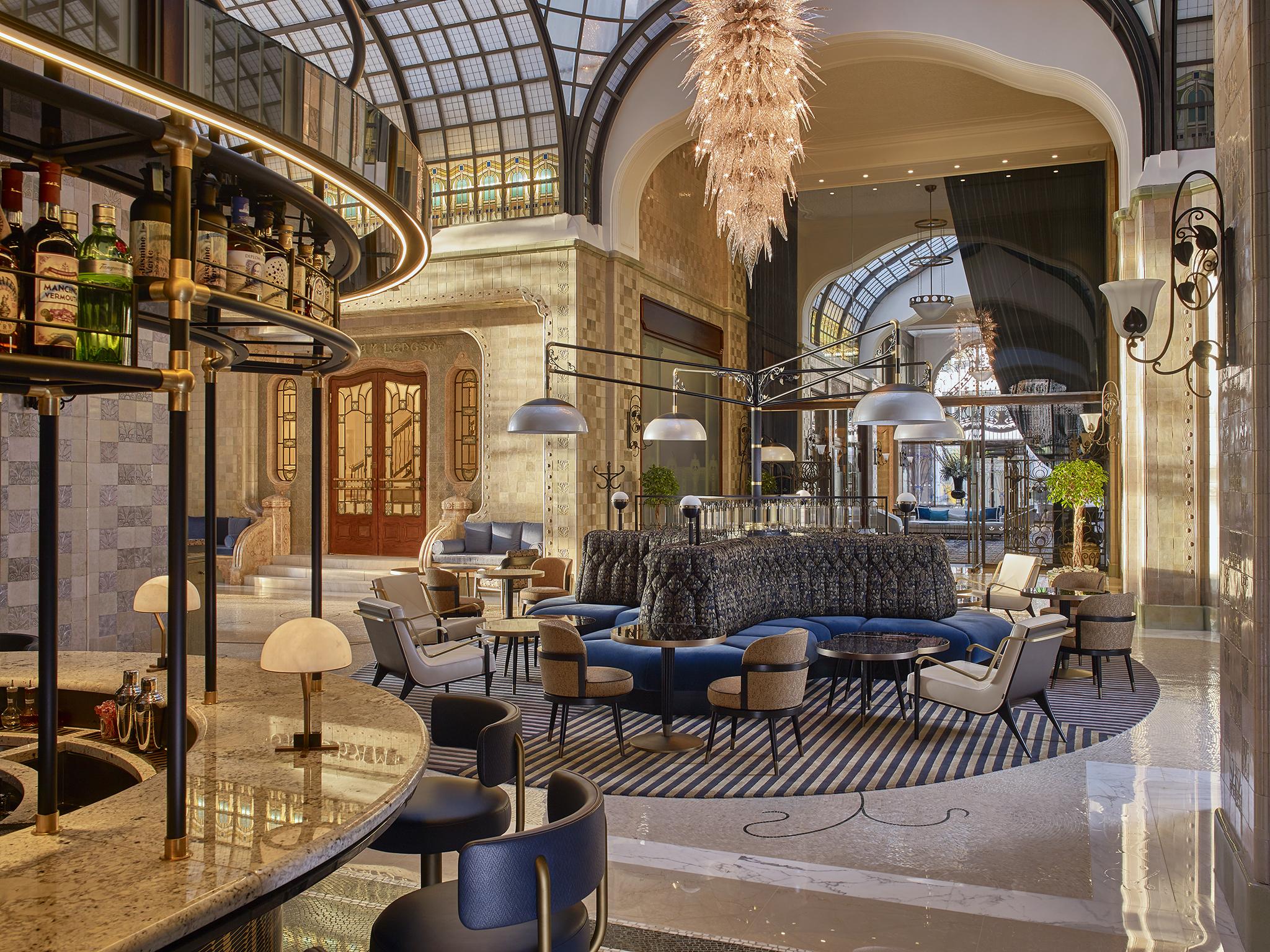 Four Seasons Hotel Gresham Palace Budapest Esterno foto