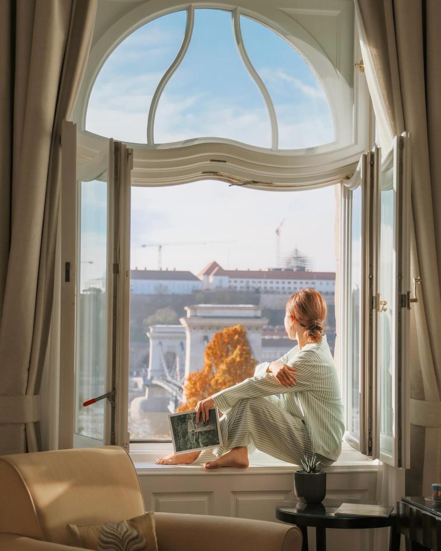 Four Seasons Hotel Gresham Palace Budapest Esterno foto