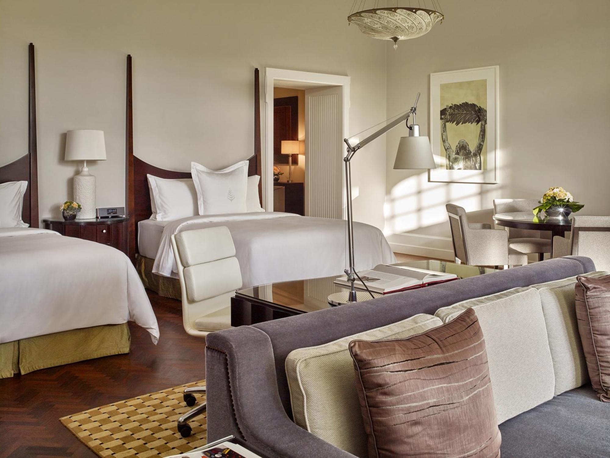 Four Seasons Hotel Gresham Palace Budapest Esterno foto